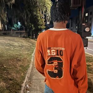 Meeti love Poshmark spike